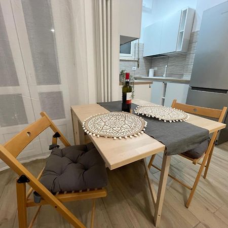 Appartamento Nel Borgo Turin Exterior foto